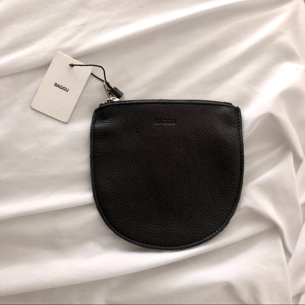 BAGGU Small U Pouch in Black